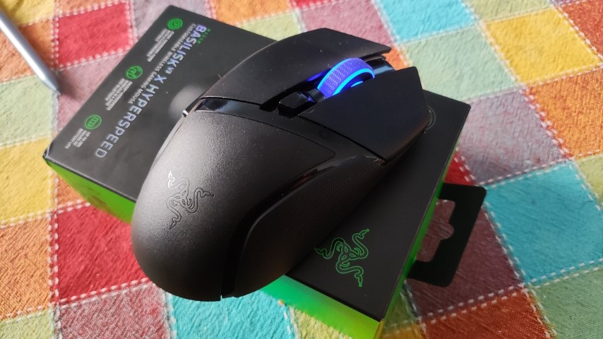 עוד מבט כללי על העיצוב של Razer Basilisk V3 X Hyperspeed