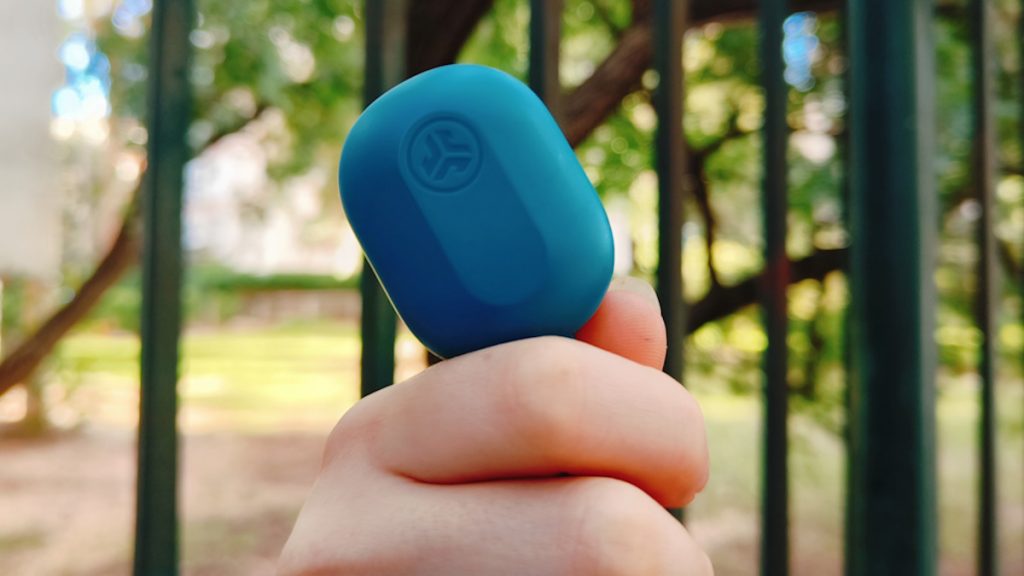 המארז הזעיר של JBuds Mini