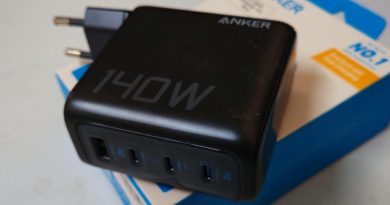 טעינה המונית: Anker Charger (140W) – להטעין בעוצמה עד ארבעה מכשירים
